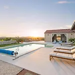Milamar By Guide