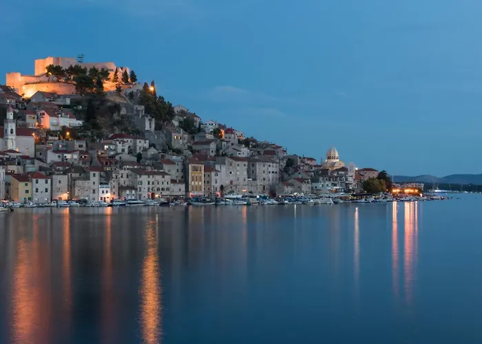 Villa Milamar By Guide *