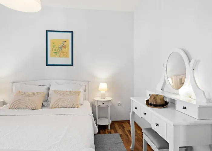 Villa Milamar By Guide